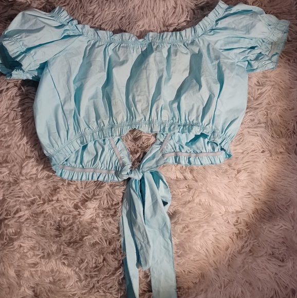 O'Vianca Blue crop top - Picture 2 of 8